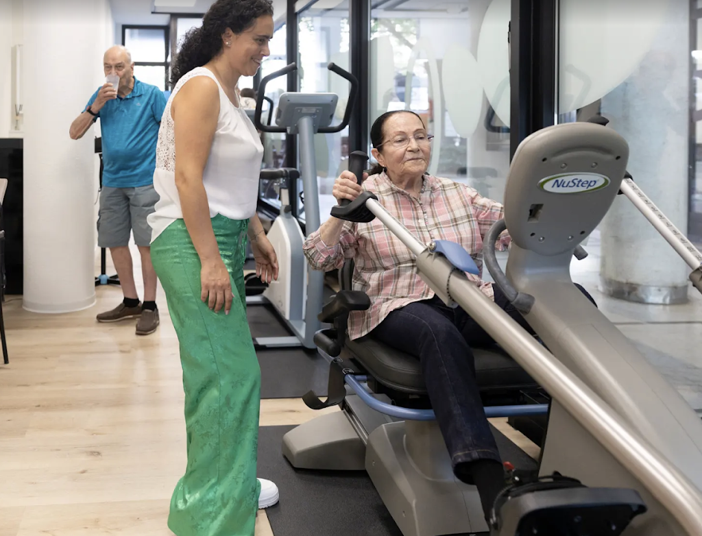« Bougeons-nous » : le premier fitness digitalisé pour seniors